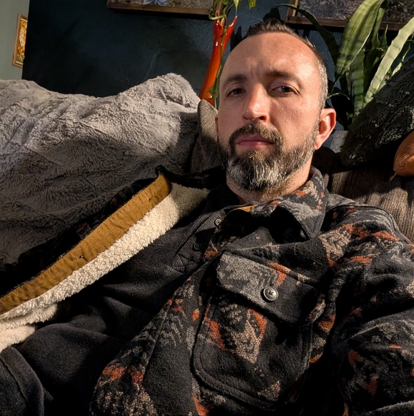 Meet your Posher, Andrew - Picture 1 of 1